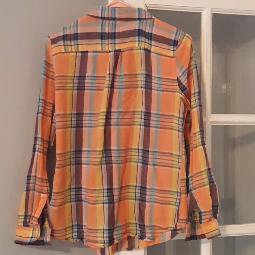 Button down shirt - Picture 2 of 3